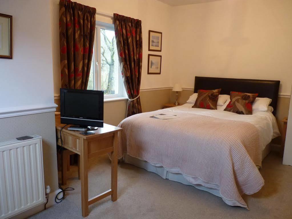Lyndhurst Guest House 阿尔弗斯顿 外观 照片