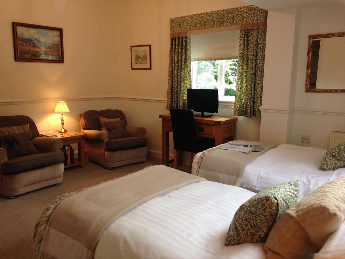 Lyndhurst Guest House 阿尔弗斯顿 外观 照片